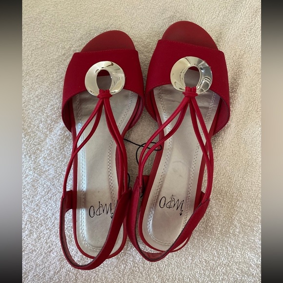Elegant red sandals - new - Picture 3 of 4